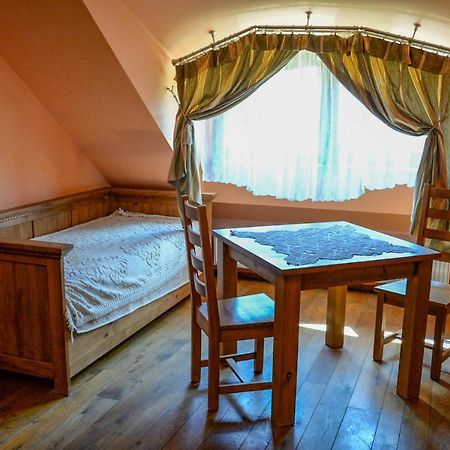 Karczma Regionalna Hotel Goscinna Chata Wysowa-Zdrój المظهر الخارجي الصورة